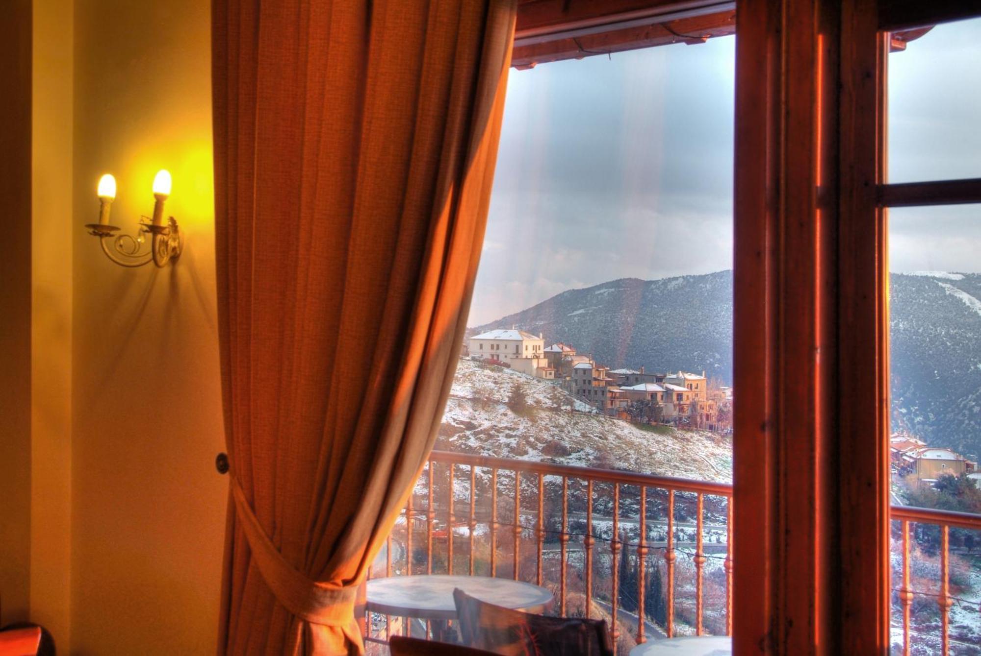Alpen House Hotel & Suites Arachova Eksteriør billede