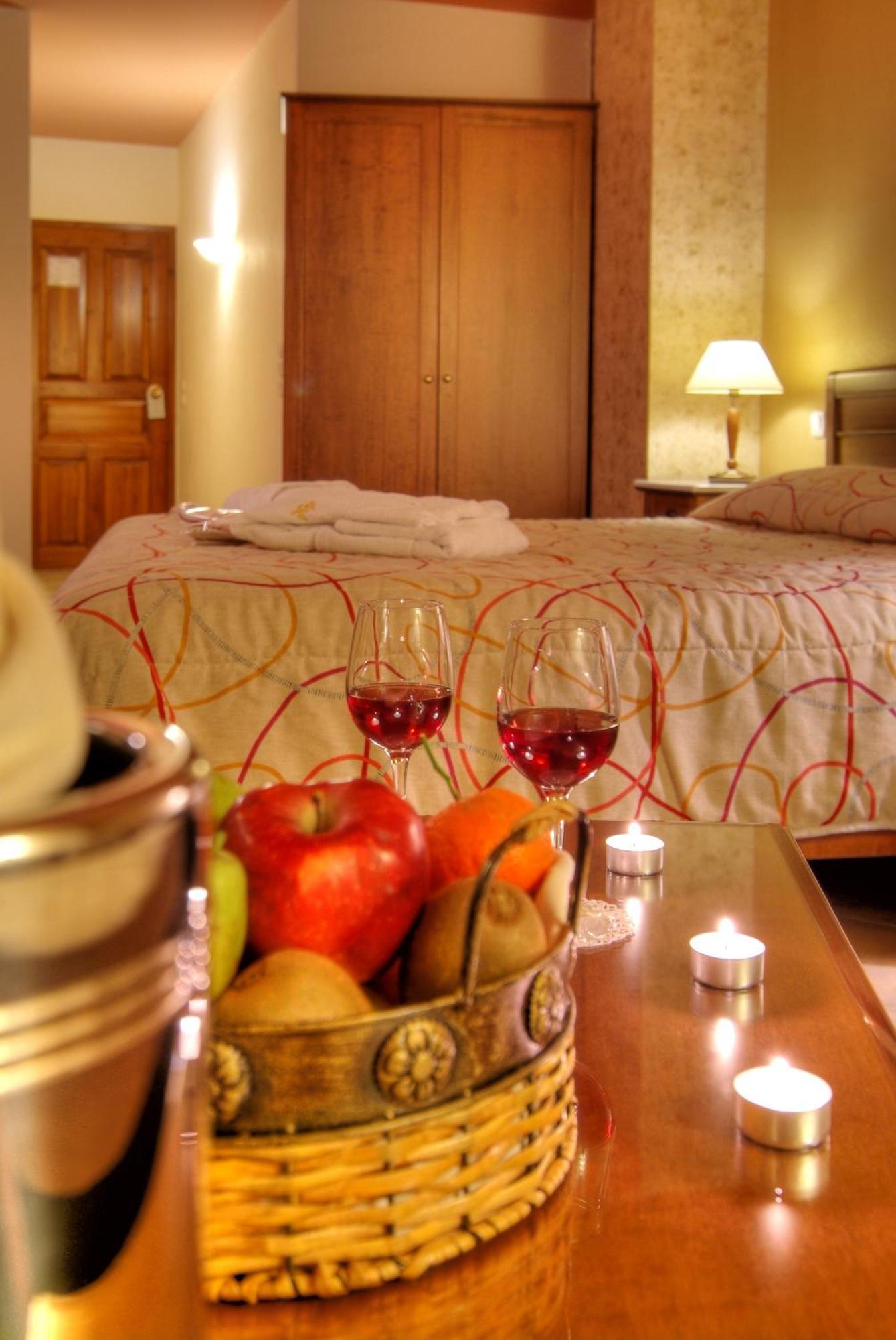 Alpen House Hotel & Suites Arachova Eksteriør billede
