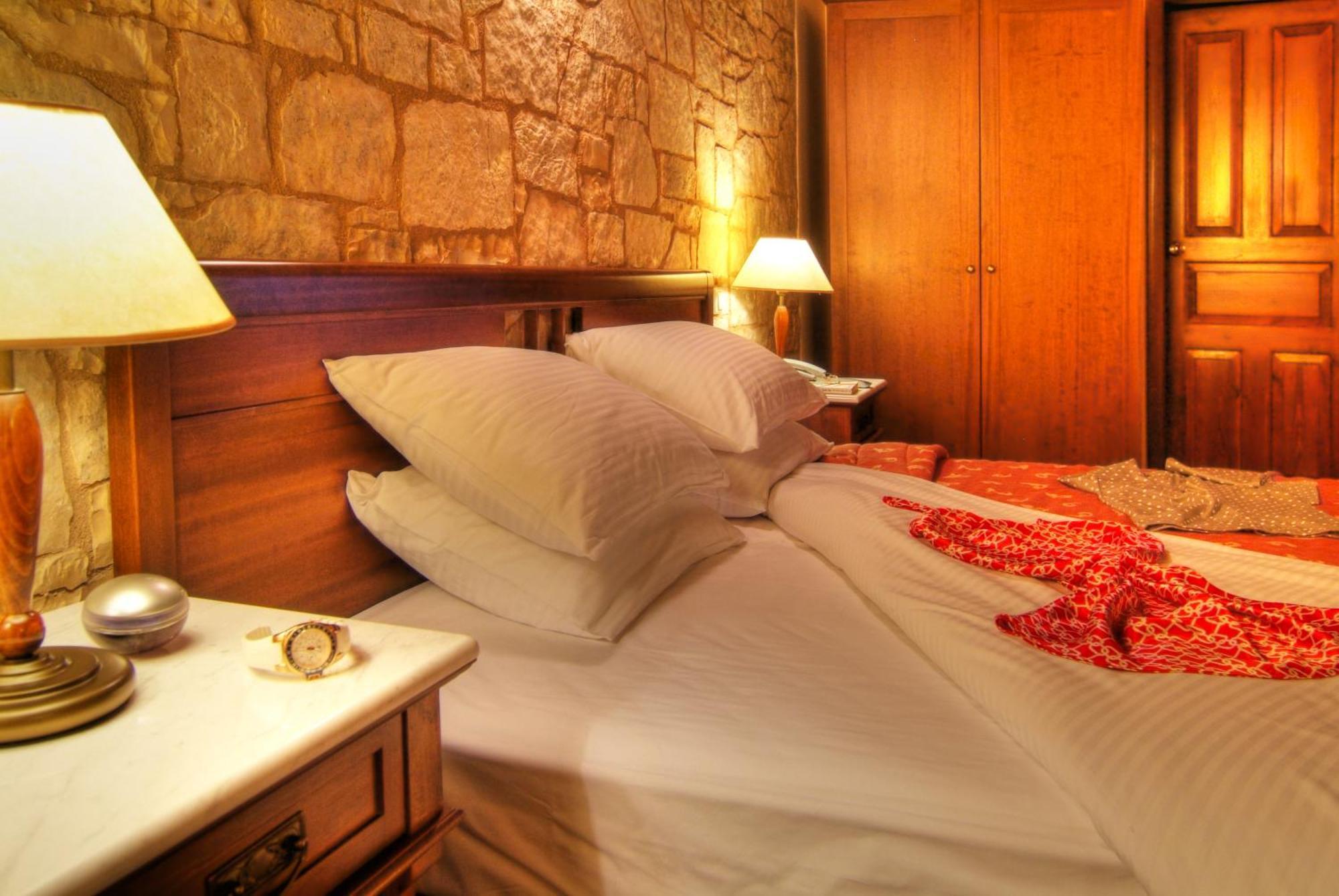 Alpen House Hotel & Suites Arachova Eksteriør billede